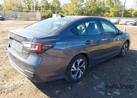 2024 Subaru Legacy Premium z USA, uszkodzony, nr VIN 4S3BWAF61R3026028